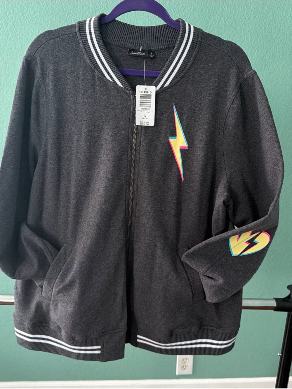 Torrid Relax Bomber Jacket Everyday Fleece Love Stick Skull Bolt Charcoal 2 (2X) - Picture 3 of 7